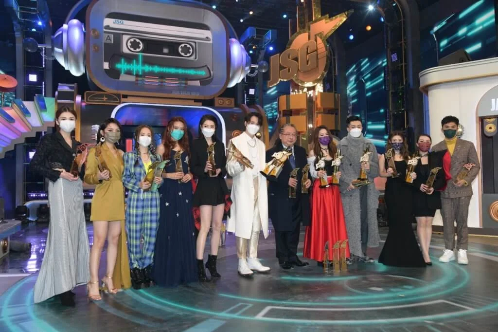 何哲圖月底離職,星夢娛樂歸無綫,一班歌手何去何從?