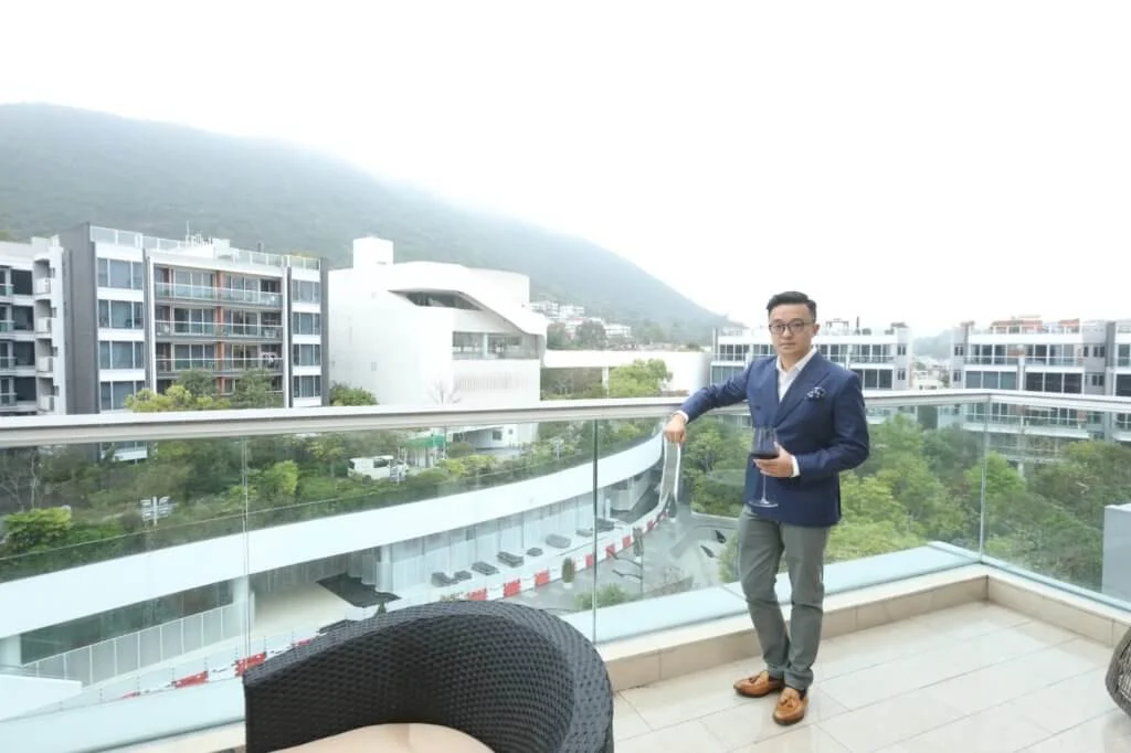 主人房的大露台，是他和太太共進早餐的地方。