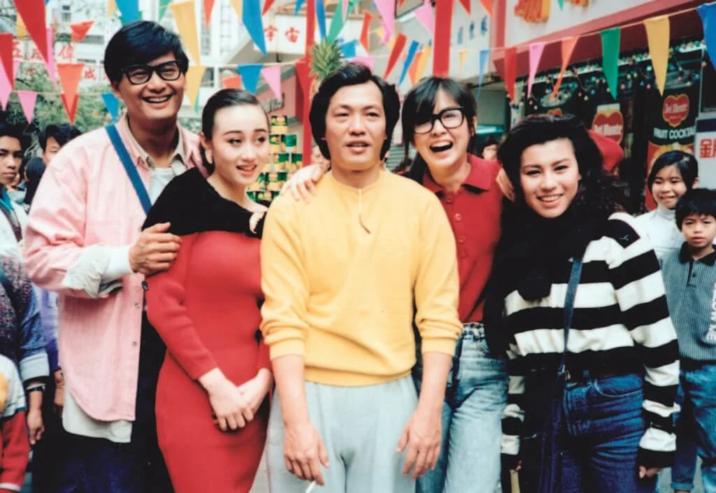 王鍾導演的《長短腳之戀》由周潤發、王祖賢主演,周潤發在戲中演的士司機。