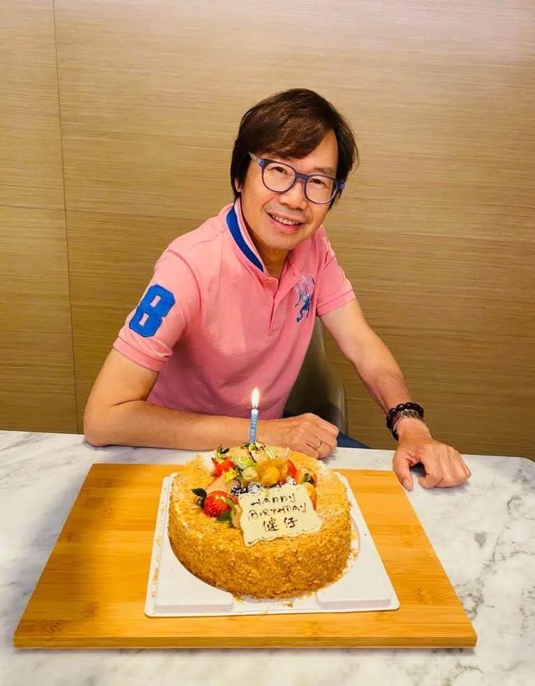 001s3sf0gy1gp7duidj77j60lc0sg75n02