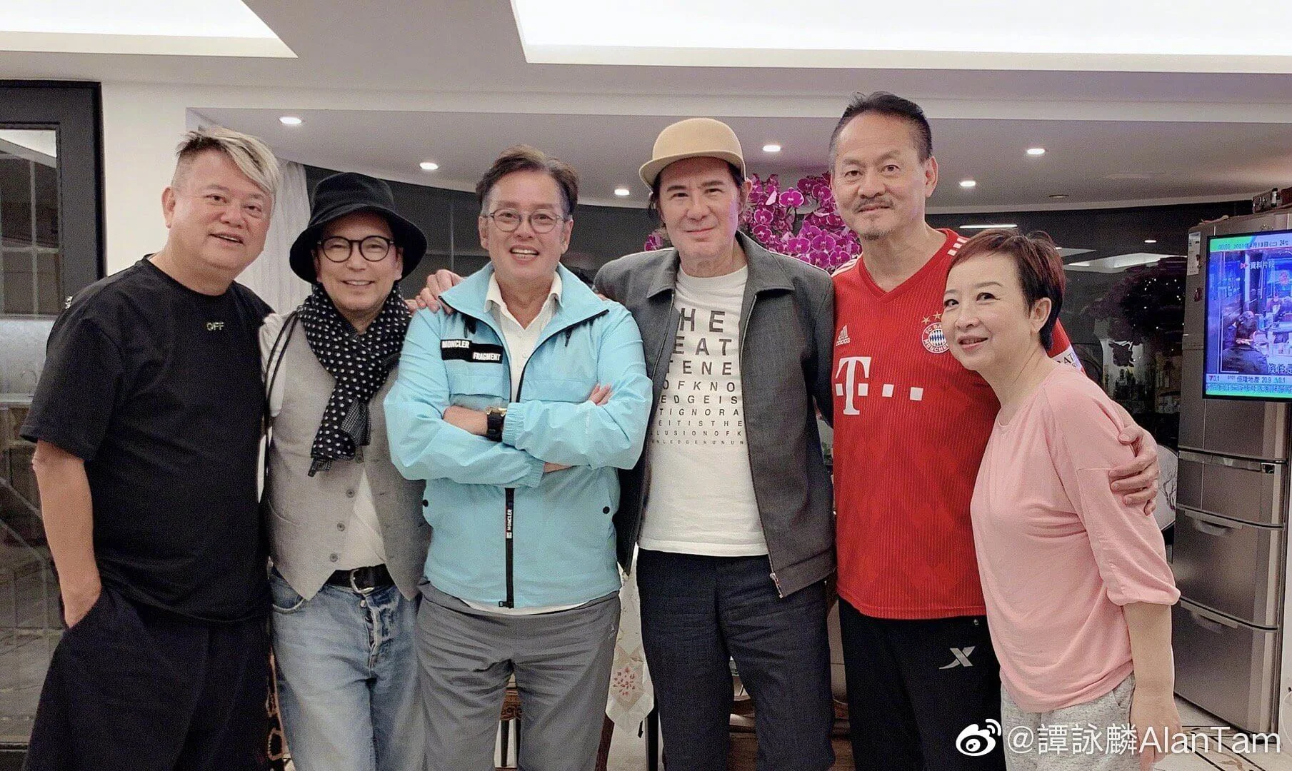 001s3sf0gy1gpijd4i4gxj61e90u019h02