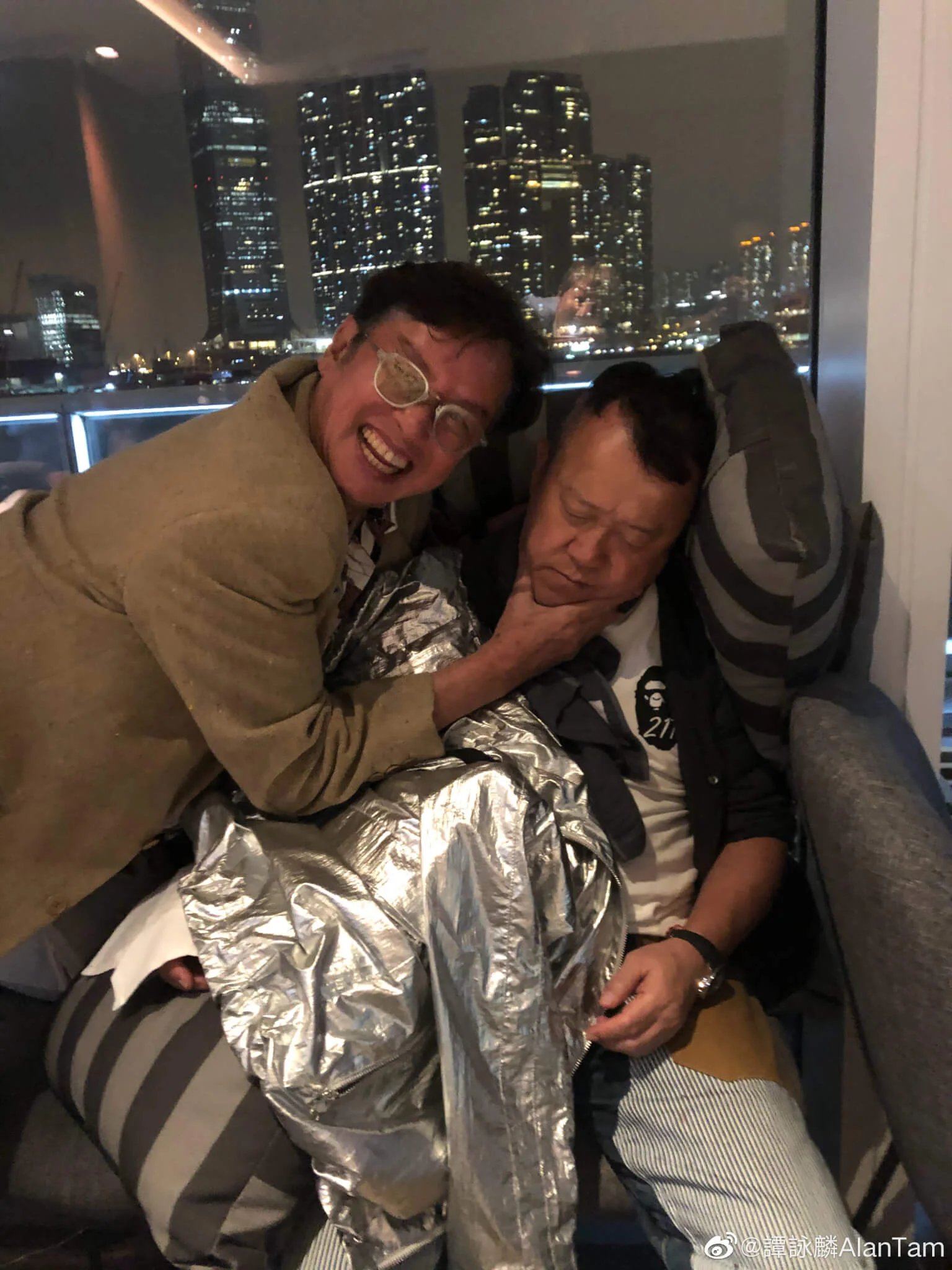 001s3sf0gy1gpk45idj11j62c0340e8102