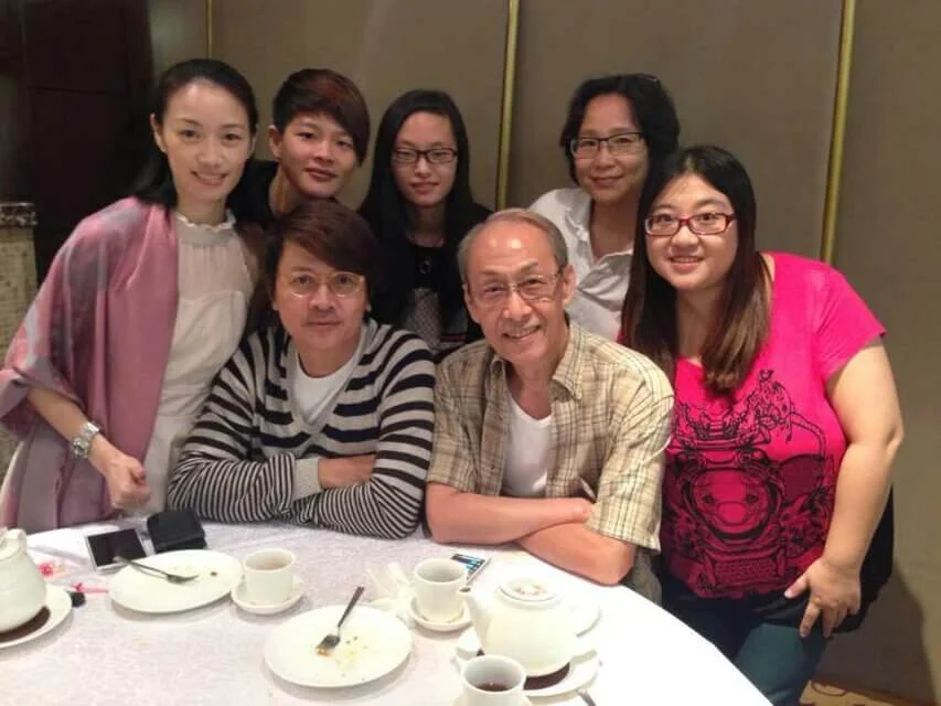 尹天照的影迷到香港,都由棠哥接送招呼,帶大家到處遊玩。