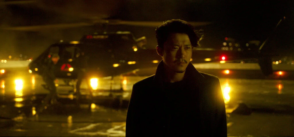 小栗旬原來是機械哥斯拉的駕駛者