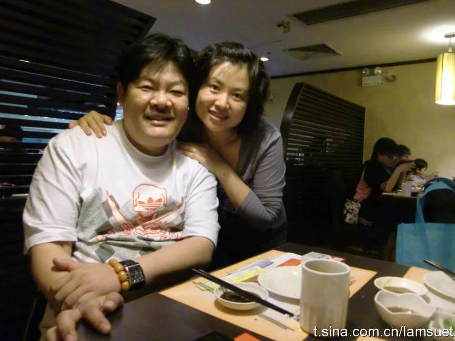 林雪去年偕太太赴內地老家,探望患病的岳父,以盡孝心。