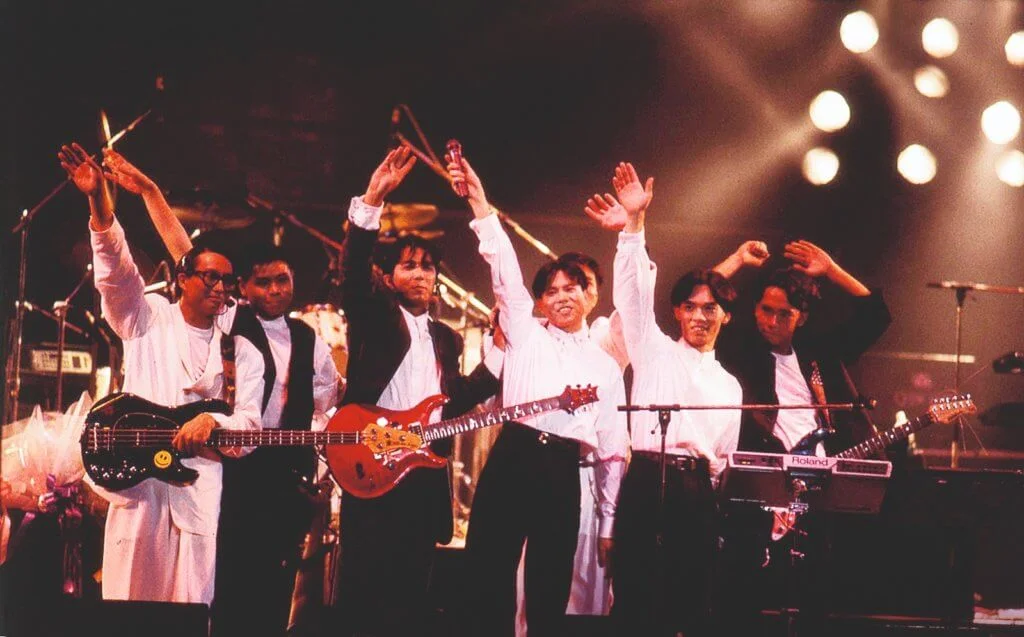 太極早期以偶像樂隊身份開紅館開雜錦騷