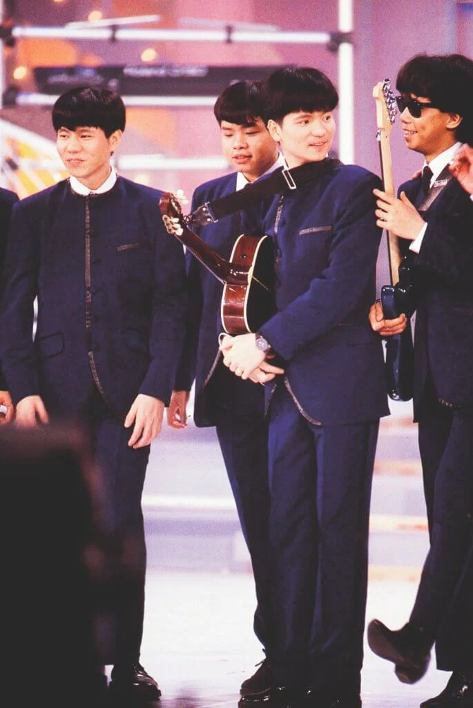 太極扮披頭四,戴墨超的是鄧建明。