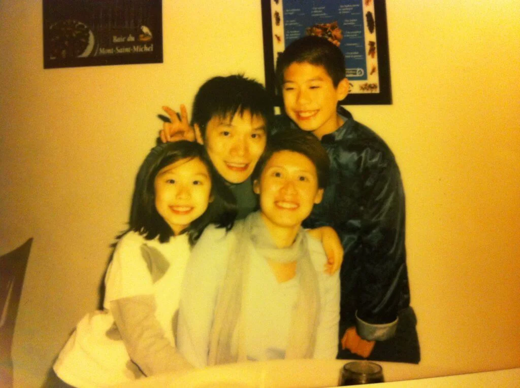 趙增熹在華星時代娶了公司的秘書,育有一子一女。