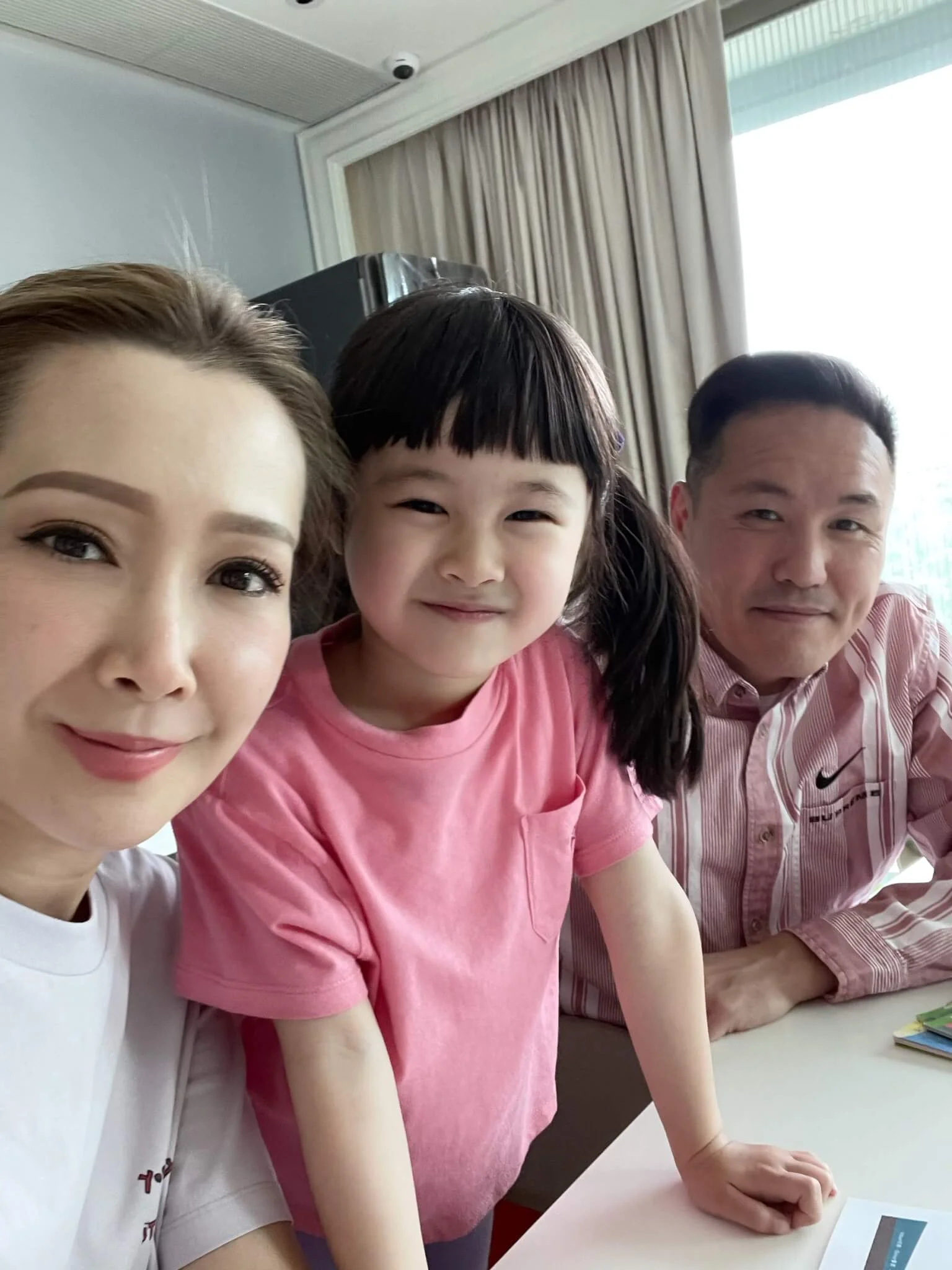 自從心心出世後，Jade在丈夫楊長智身上，看到他對女兒的愛，令她亦感受到父愛的偉大。