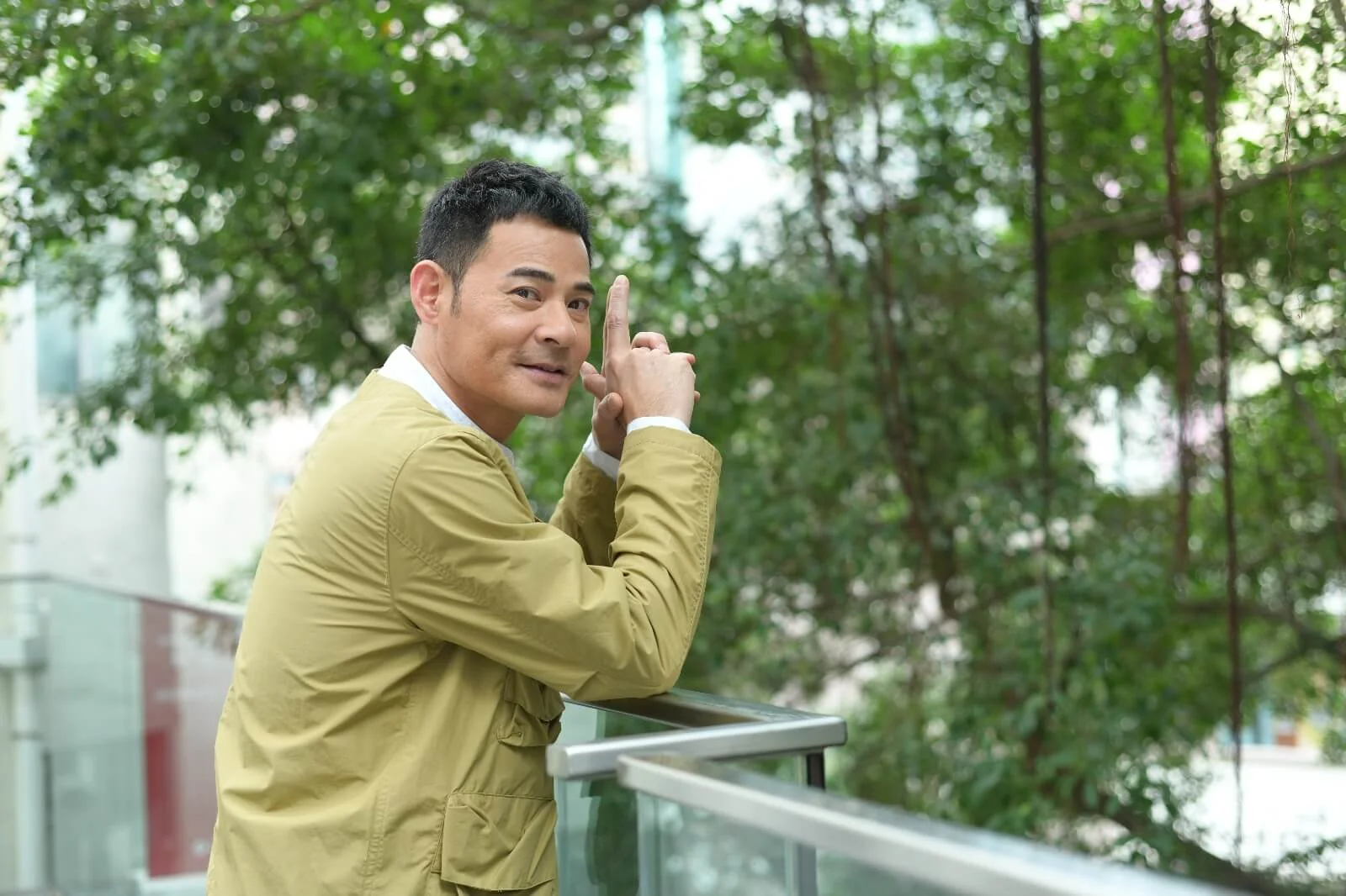 黃智賢去年暫停了拍劇,趁着假期陪伴太太,享受家庭樂。