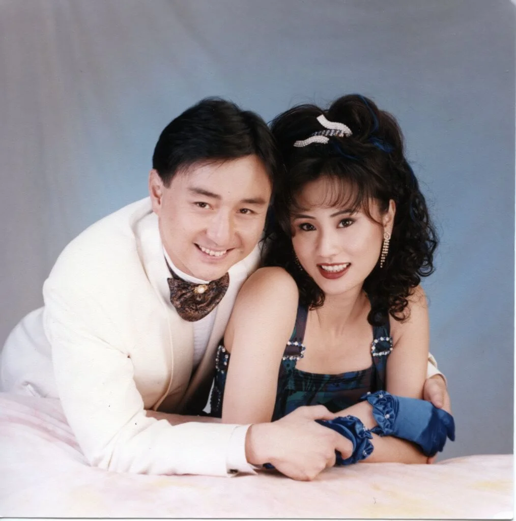 吳岱融與鍾淑慧1992年在無綫拍劇集《人‧鬼‧狐》時擦出愛火,1995年結婚。