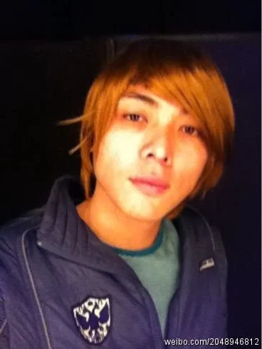 羅孝勇少年時喜歡夾band