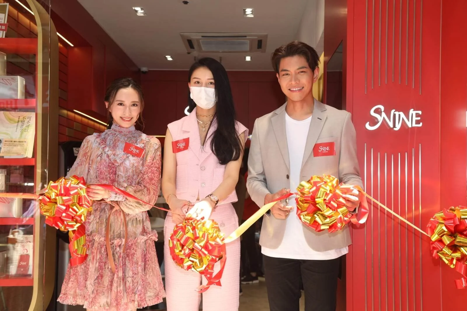 龔嘉欣接受未婚生仔羅天宇傳短訊關心苟芸慧 本地 明周娛樂 龔嘉欣接受未婚生仔羅天宇傳短訊關心苟芸慧 本地 明周娛樂