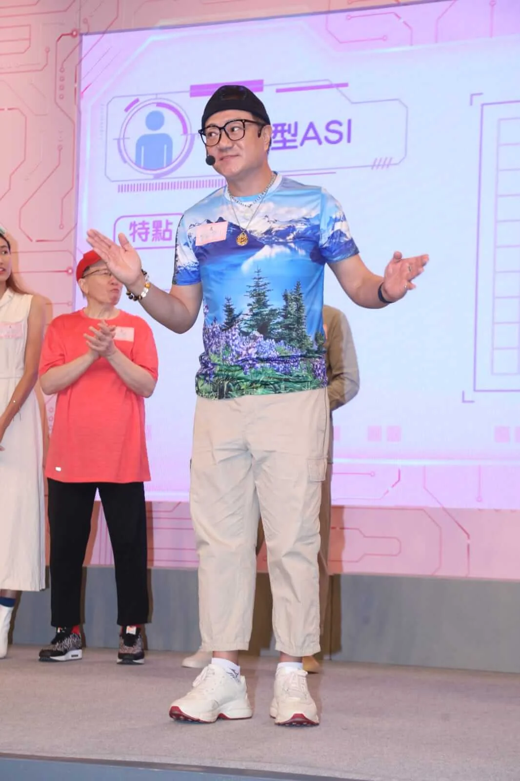 魯振順單身多不慣被管。