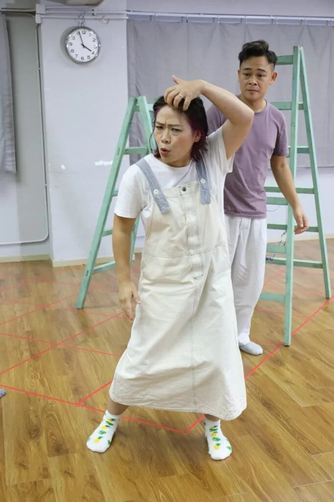 劇后邵美君稱疫情爆發後,舞台劇演出被逼腰斬,但觀眾仍然很支持他們。