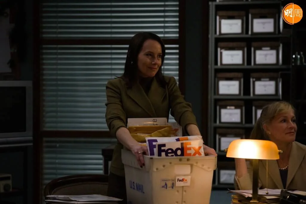 劇情帶出一個又一個感人的受害者家屬故事,真實而複雜。