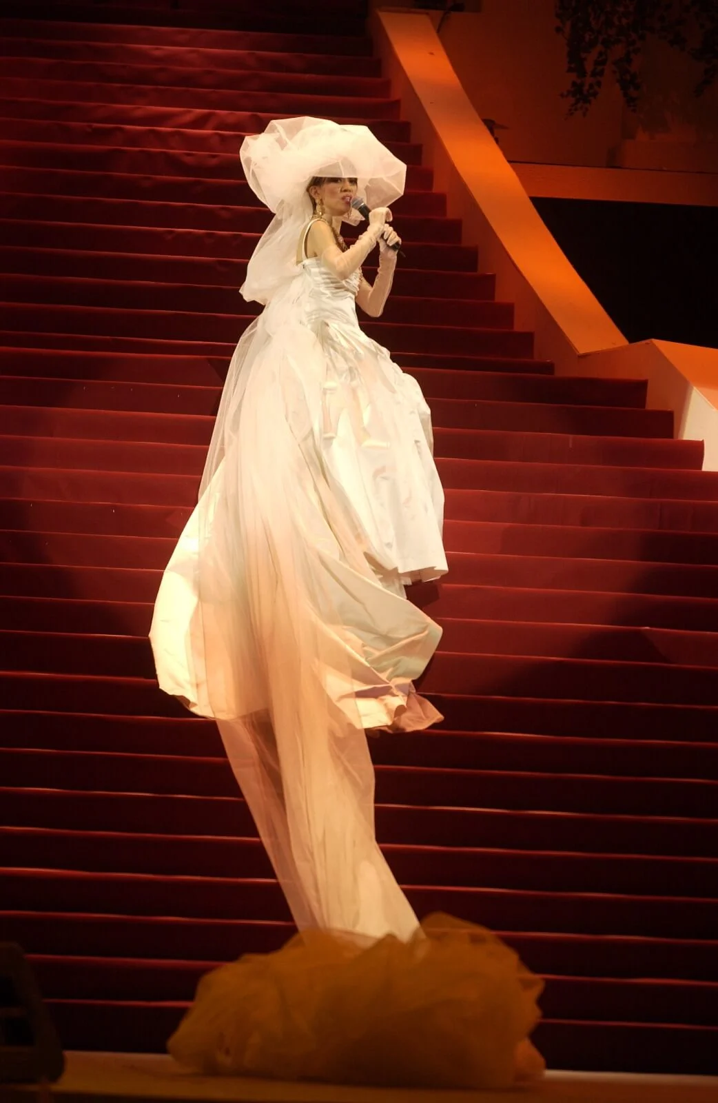 梅艷芳在最後演唱會跟大家道別