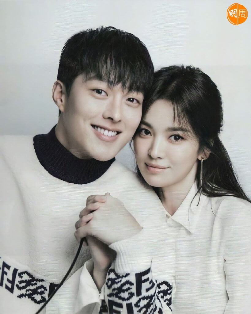 張基龍和宋慧喬在劇中分別飾演攝影師和設計師,時尚感濃,為時尚雜誌《Dazed》拍攝封面自是順理成章。