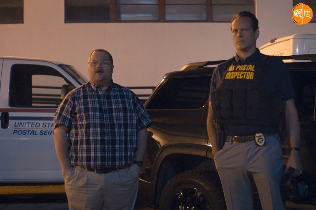 雲斯韋漢（右）與保羅聯手狙擊兩位犯罪專家。