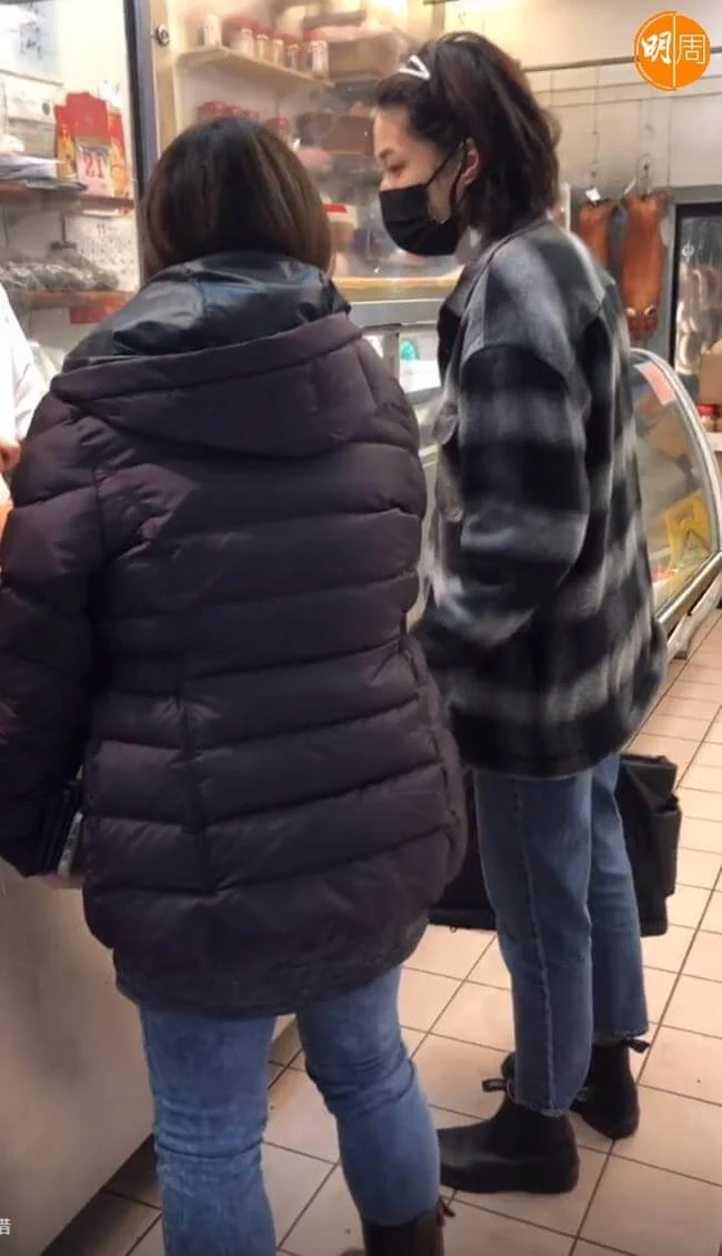 f21c4169-b653-4266-a9f4-f41fd09c12fd