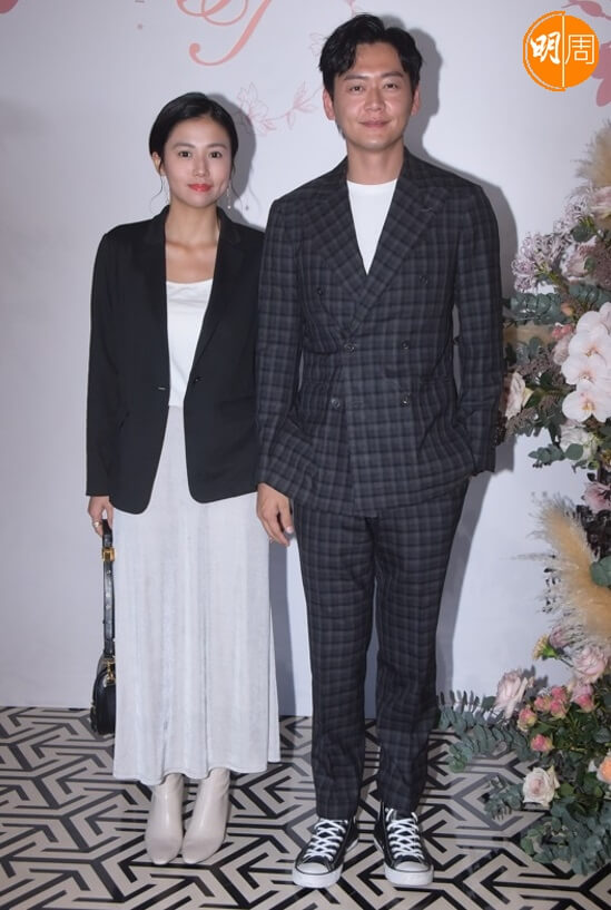 今年七月，張振朗和女友楊偲泳齊齊出席洪永成婚禮，是二人認愛後首度公開露面。