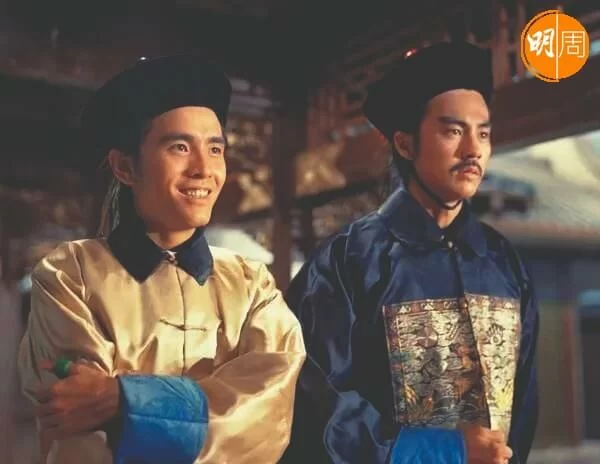 「雙男主」等於「二人成團」,唱歌的留下經典歌曲,演戲的留下經典電影。歌曲容易傳唱,電影較難重現。姜大衞狄龍的有影偕雙如此傳奇,部分原因便是「久聞其名」,多於歷歷在目。