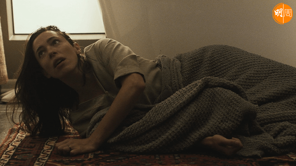 莉碧嘉荷爾主演的新片《夜之屋》，原來是新版《猛鬼追魂》（下圖）熱身作。