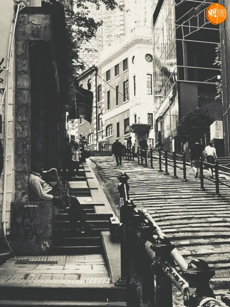 35244af0-1885-47e3-a9a3-b1211a66e75b