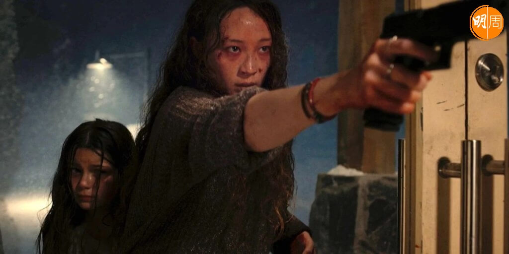 夏灣娜露絲在《逃無可逃》中為救少女，對抗綁匪。