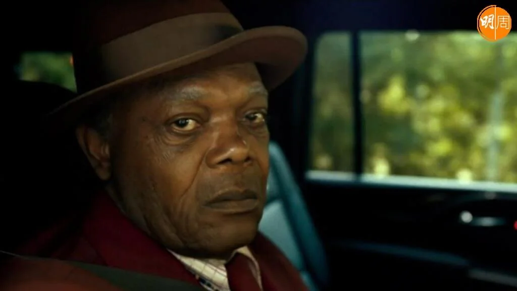 接受療程後的森姆，變了另一個人，擁有前所未有的洞察力。