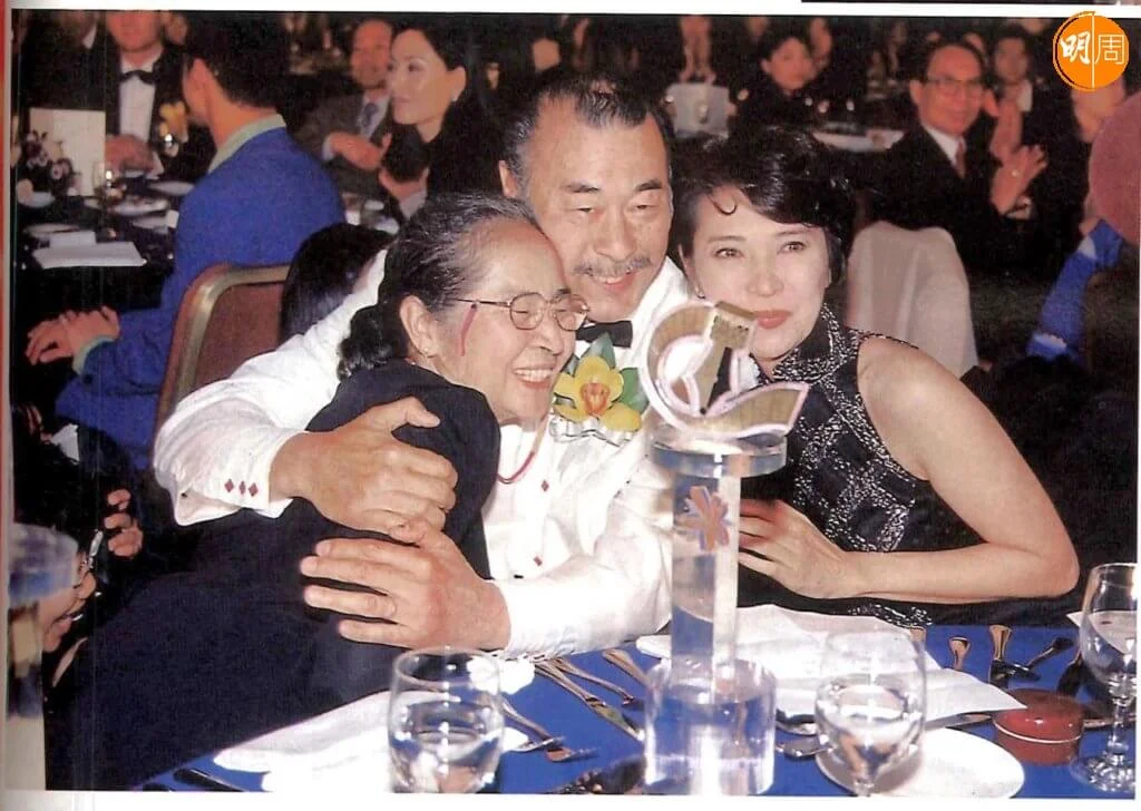 【當年今周】1999年4月15日 喬宏駕車途中心臟病發身亡 - 本地 - 明周娛樂