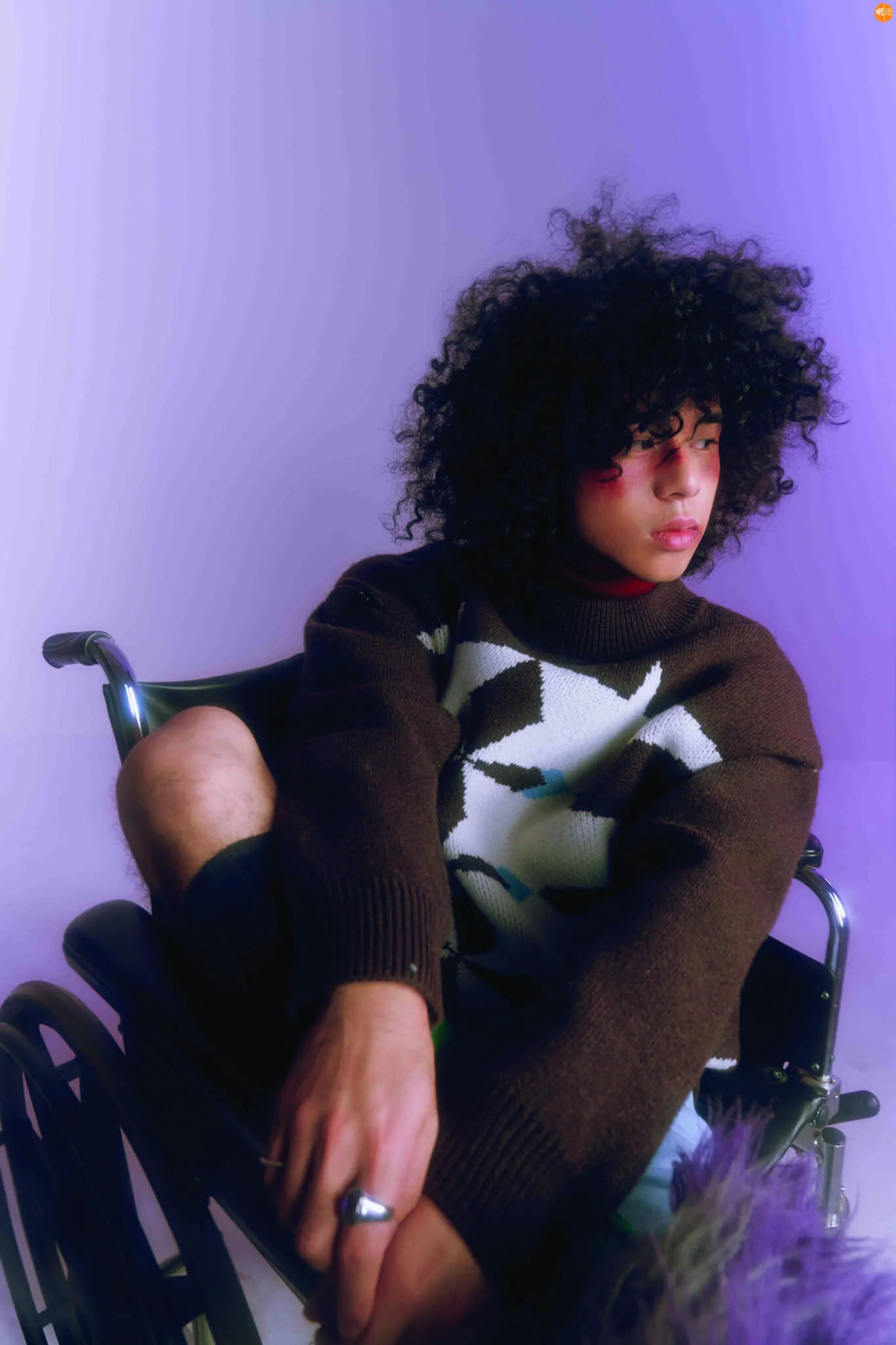 曾比特推出個人專輯圓夢第一時間送給她- 本地- 明周娛樂