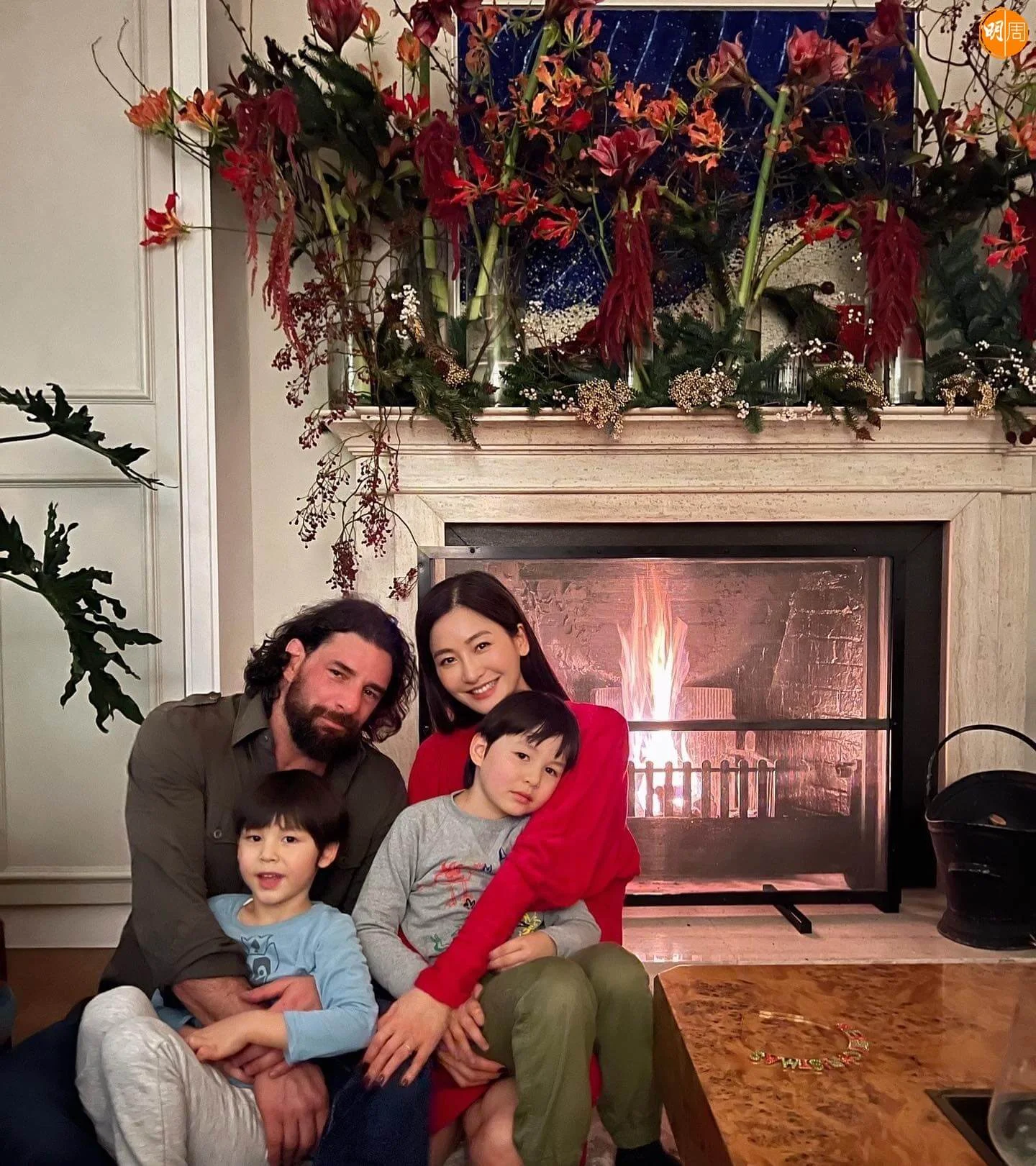 周汶錡與老公育有兩個可愛混血囝囝。