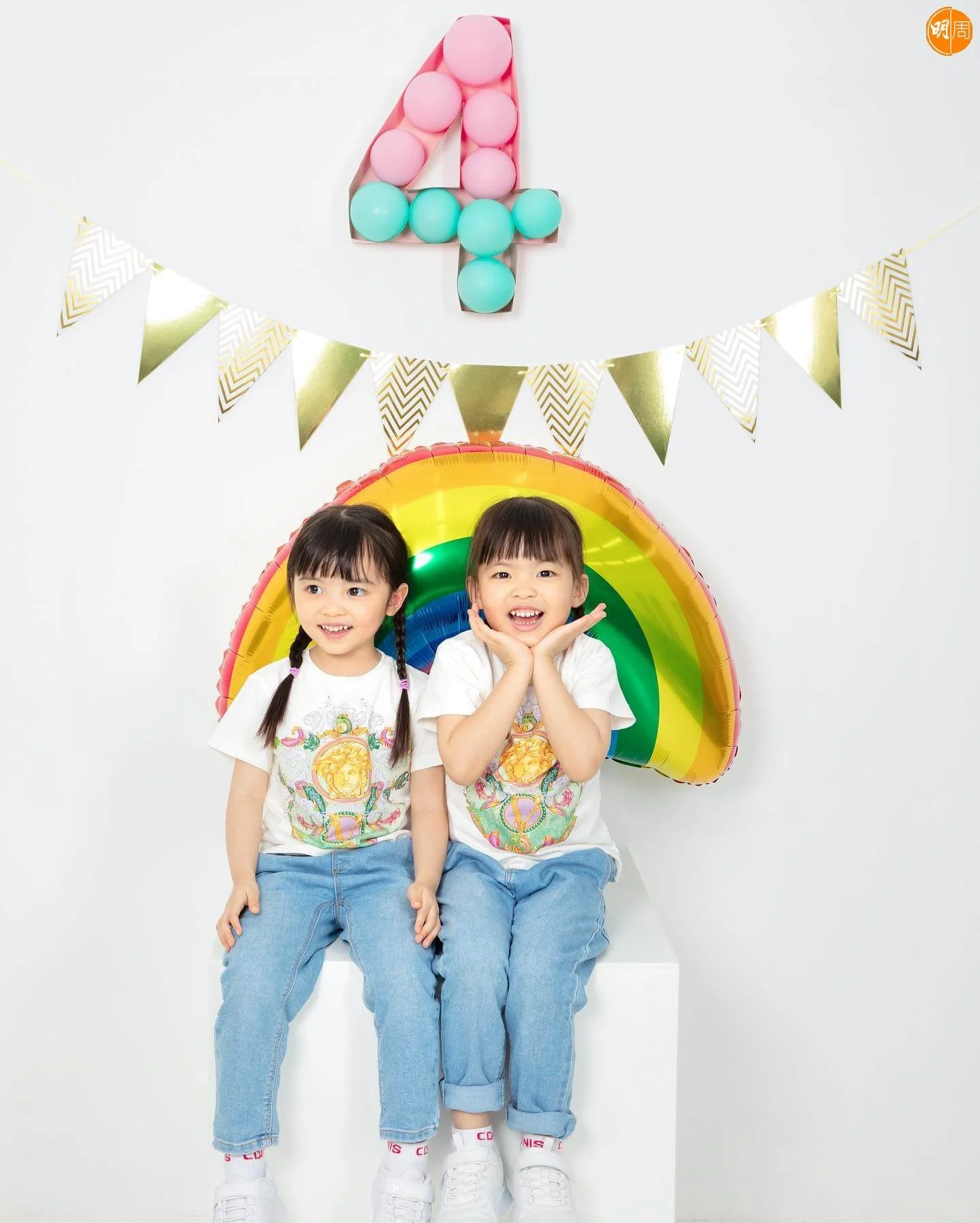 孖女上月剛4歲了。