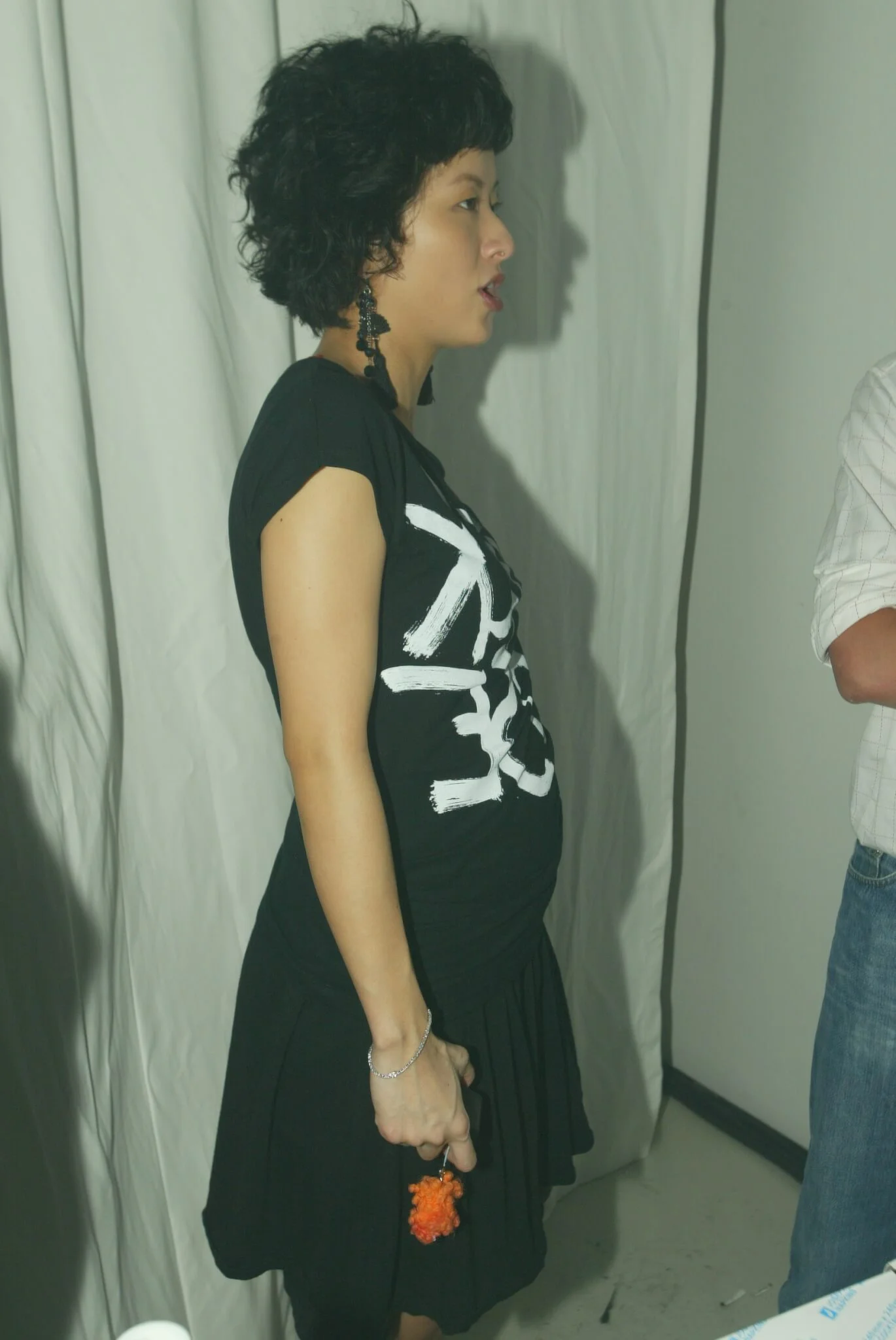 跟陳奕迅拍拖八年,阿徐於○四年宣布懷孕。