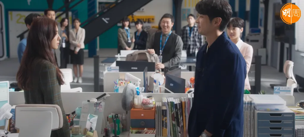 金知碩飾演一位天才導演,是徐智慧前男友,回國箍煲。