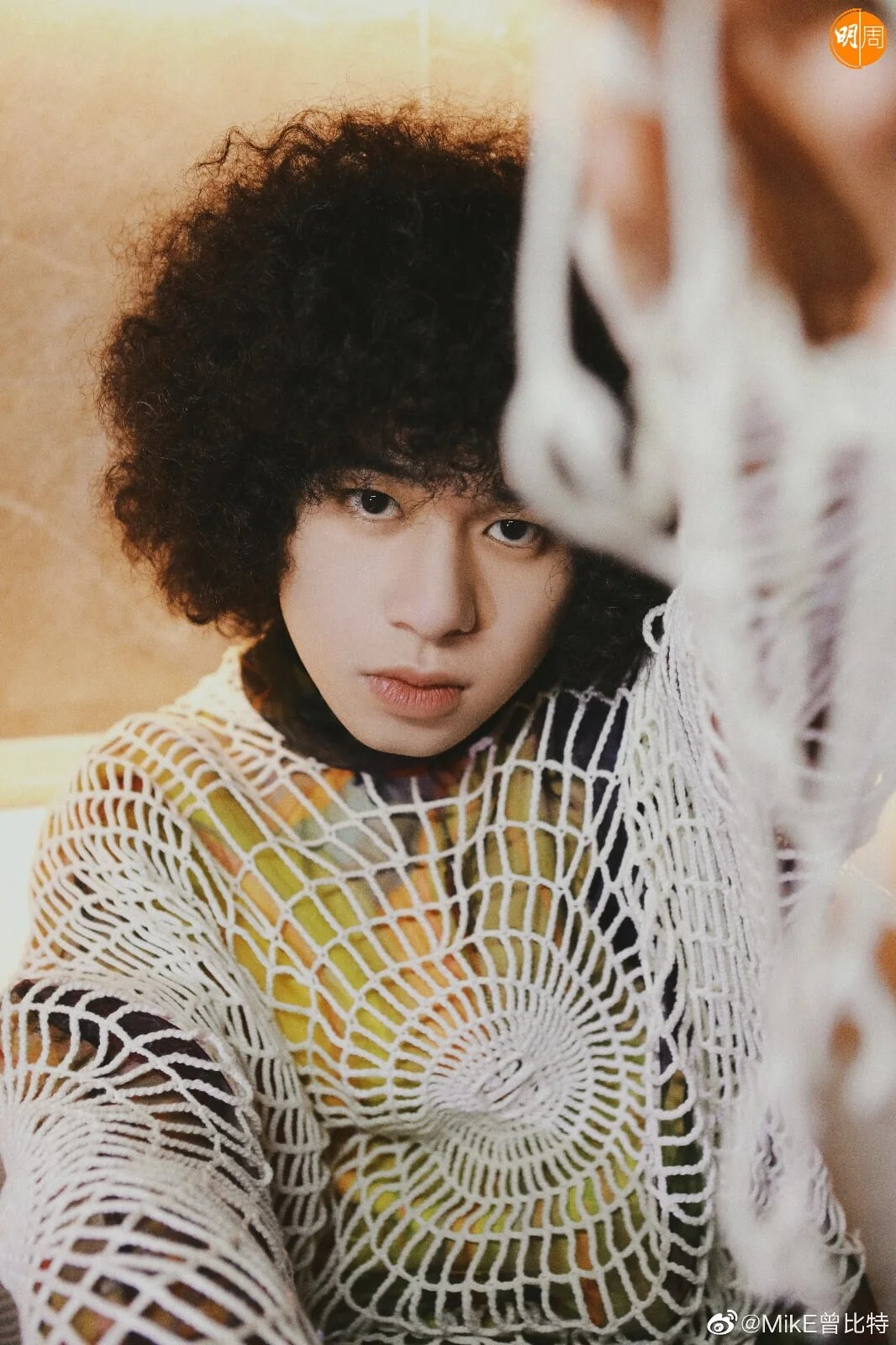 曾比特專訪】內地爆紅廣告商演接踵而來曾比特誤闖女藝人休息室- 本地- 明周娛樂