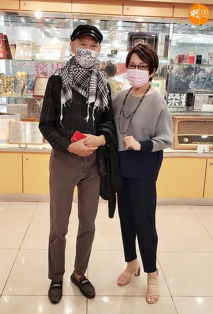 %e3%80%8a%e8%88%8a%e6%97%a5%e7%9a%84%e8%b6%b3%e8%b7%a1%e3%80%8b%e7%af%80%e7%9b%ae%e4%b8%bb%e6%8c%81%e8%bb%8a%e6%b7%91%e6%a2%85%e8%88%87%e7%be%85%e5%ae%b6%e8%8b%b1