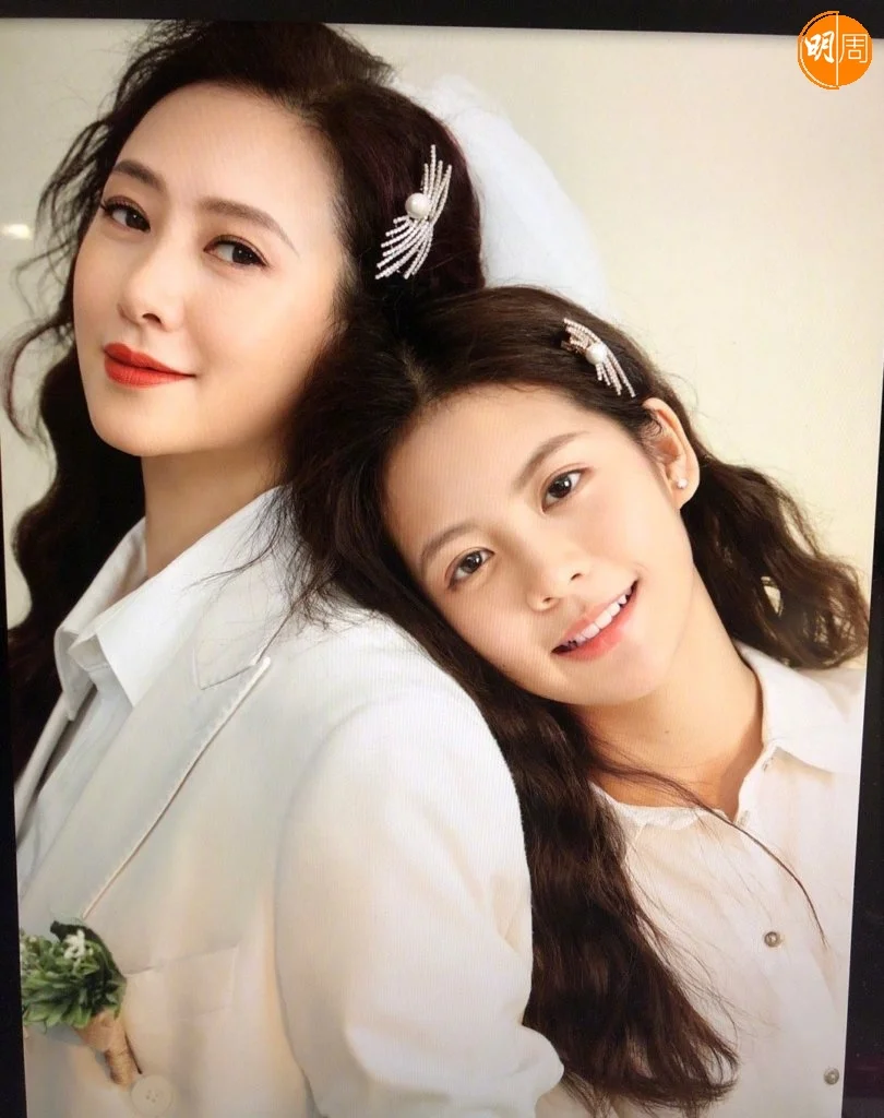 翁虹與女兒劉蒔