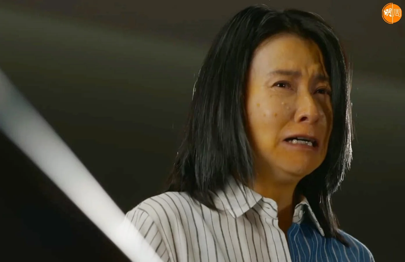 祝文君因肺癌病逝，她在劇中演罕見病病患，仍專業地順利三分鐘的真情剖白戲，令人敬佩。