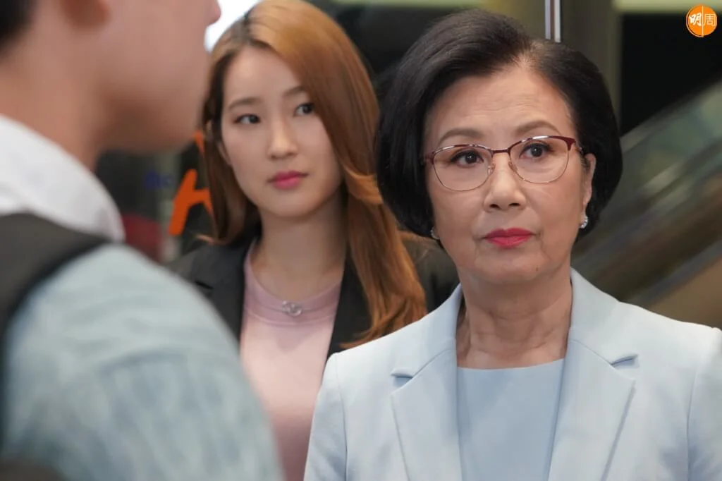 阿姐出名守時．所以訓斥人遲到好有說服力。