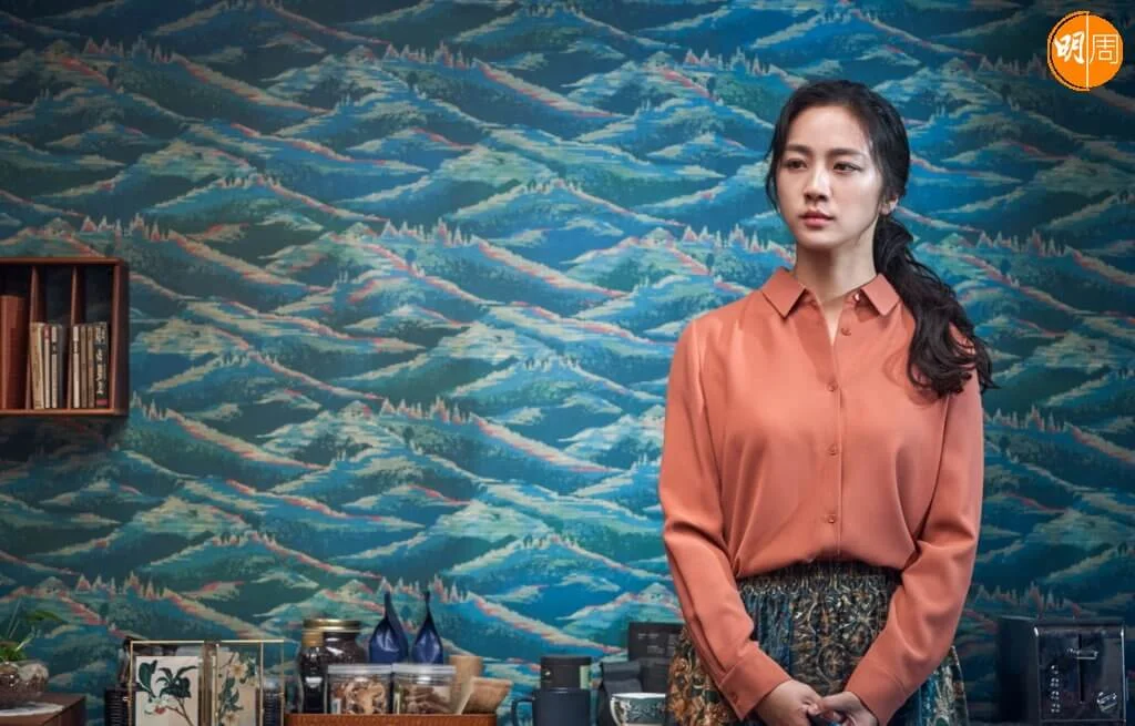 湯唯在片中飾演來自中國的看護，捲入丈夫死亡案件。