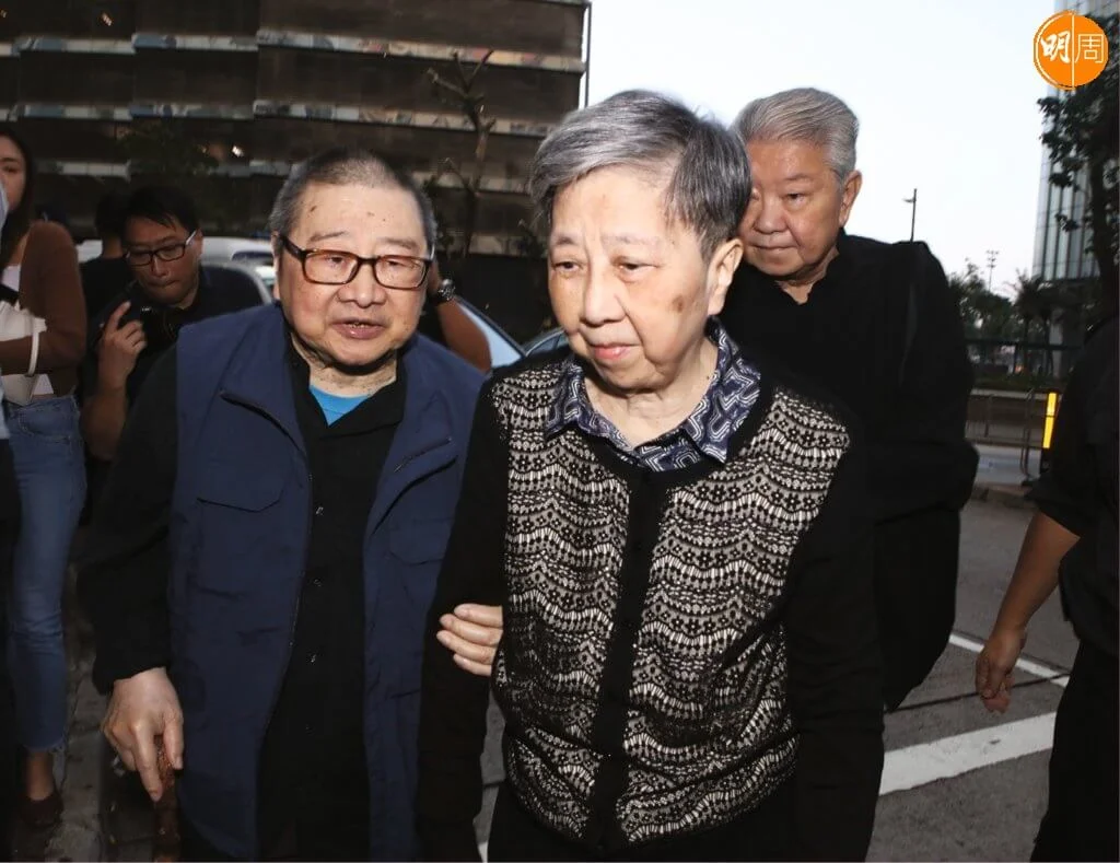 倪匡希望他比妻子走得晚,如果他先走一步,怕妻子乏人照顧,但最終也不得不遺下不忍捨離的妻子,飲恨而逝。