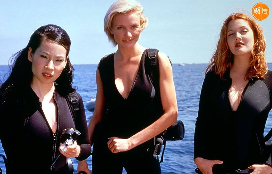 金美倫戴雅絲（中）與Drew Barrymore（右）和劉玉玲在2000電影版飾演美麗的女特工。