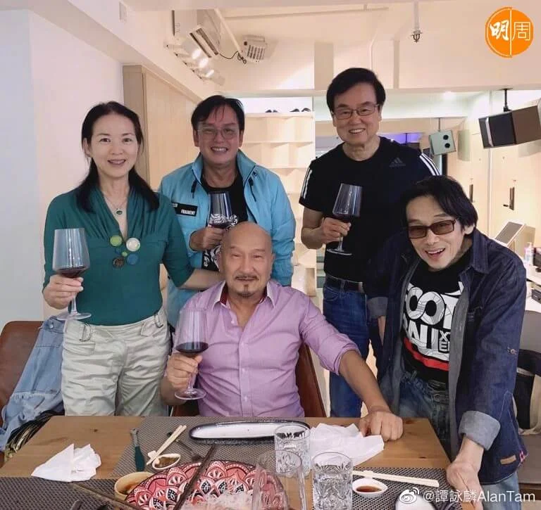 001s3sf0gy1h54t7oiwq7j60lc0k5wjg02