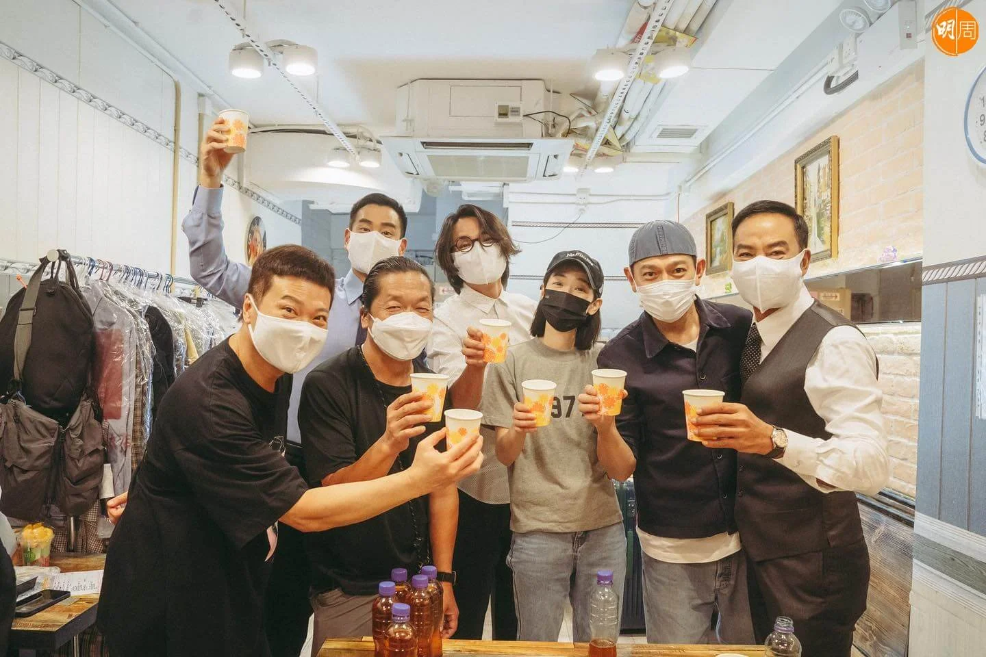 《潛行》順利煞青,華仔以茶代酒感謝大家。