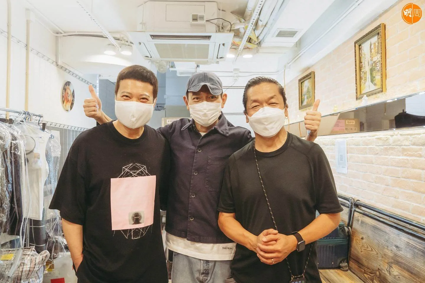 劉德華與錢嘉樂和導演關智耀。