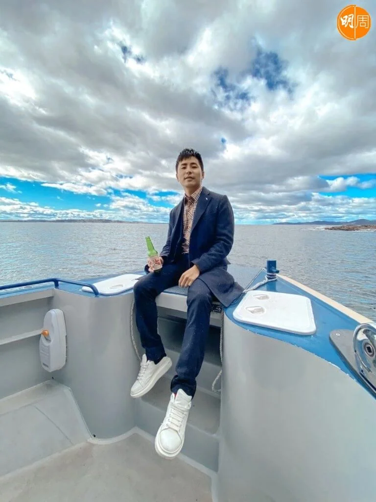 4231411d-cfa8-4875-aa53-76a6875f885c