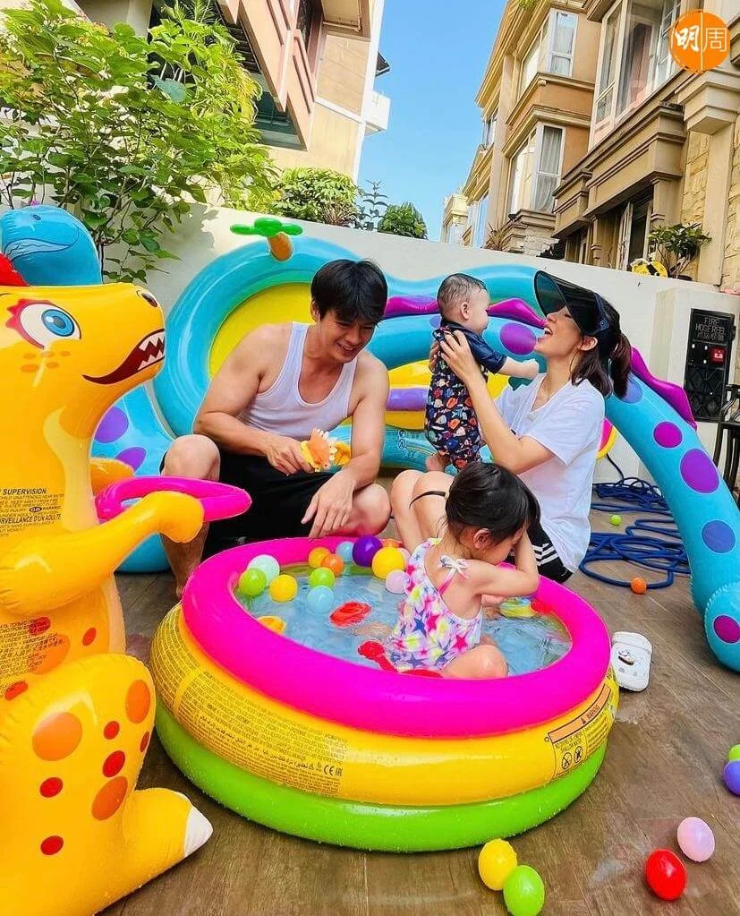 a265ce35-71c9-4c68-976d-f205789d3380