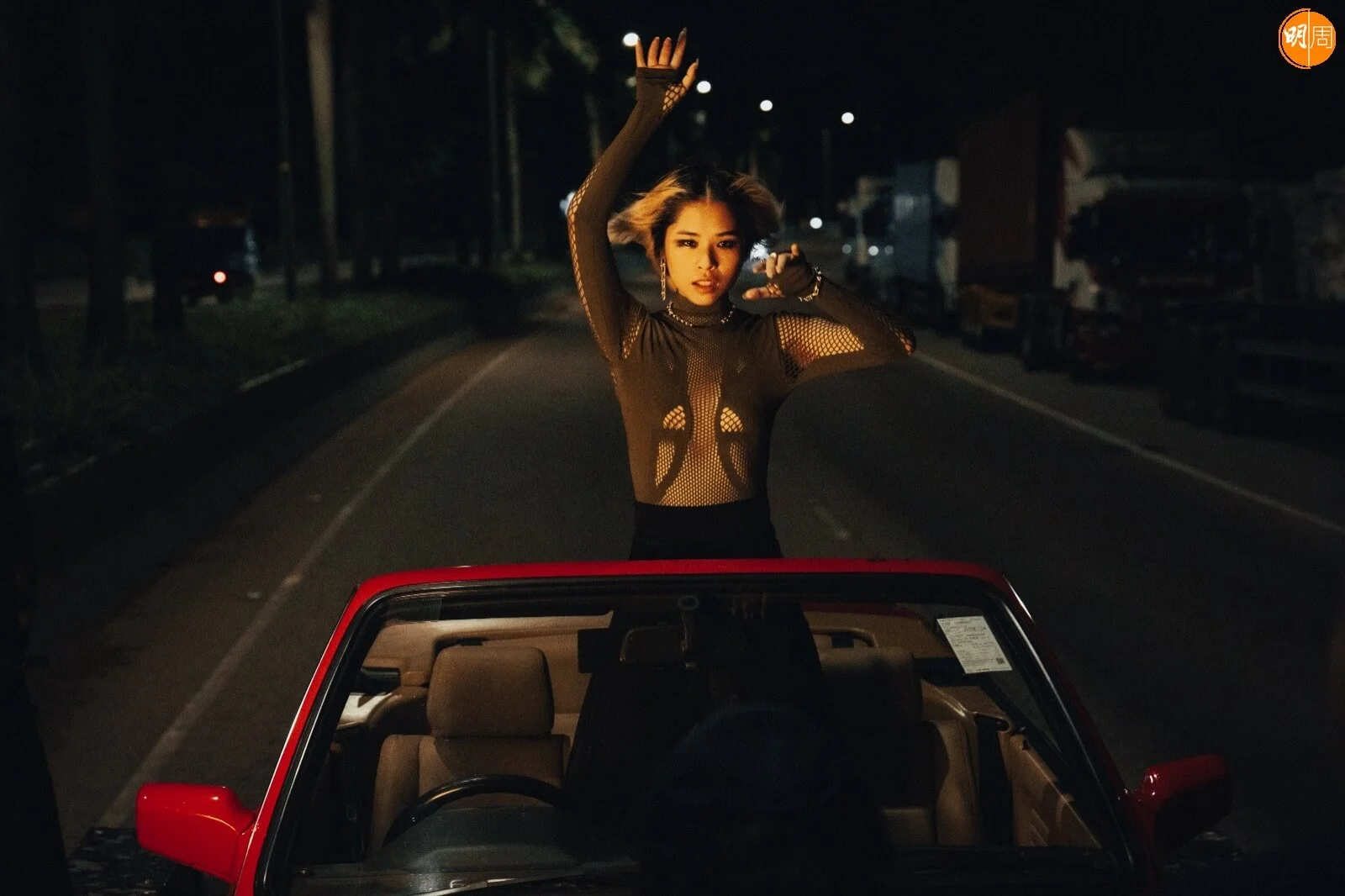 王嘉儀在MV中透過跳舞表達自己的內在情緒。